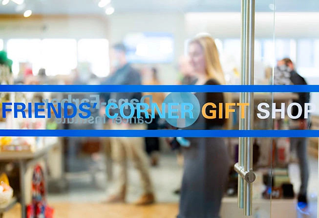 friends-corner-gift-shop-653x447.jpg